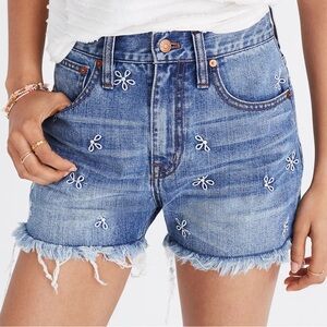 • Madewell • The Perfect Jean Short: Daisy Embroidered Edition